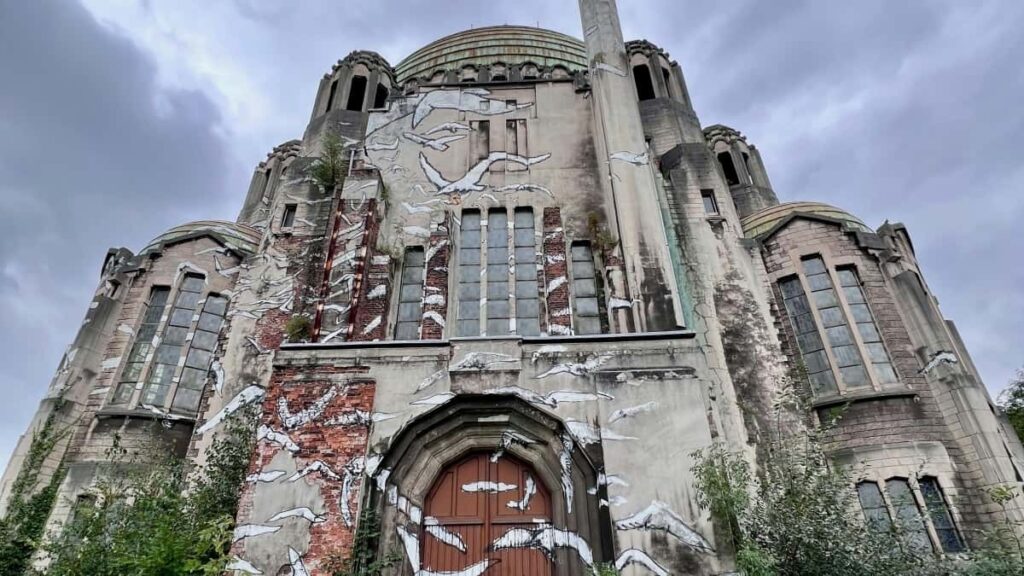 Prakticky navod pre slovenskych creatorov, ako oslovovat znacky z USA cez Clubhouse a navrhovat CTA, ktore konvertuju v 2025.