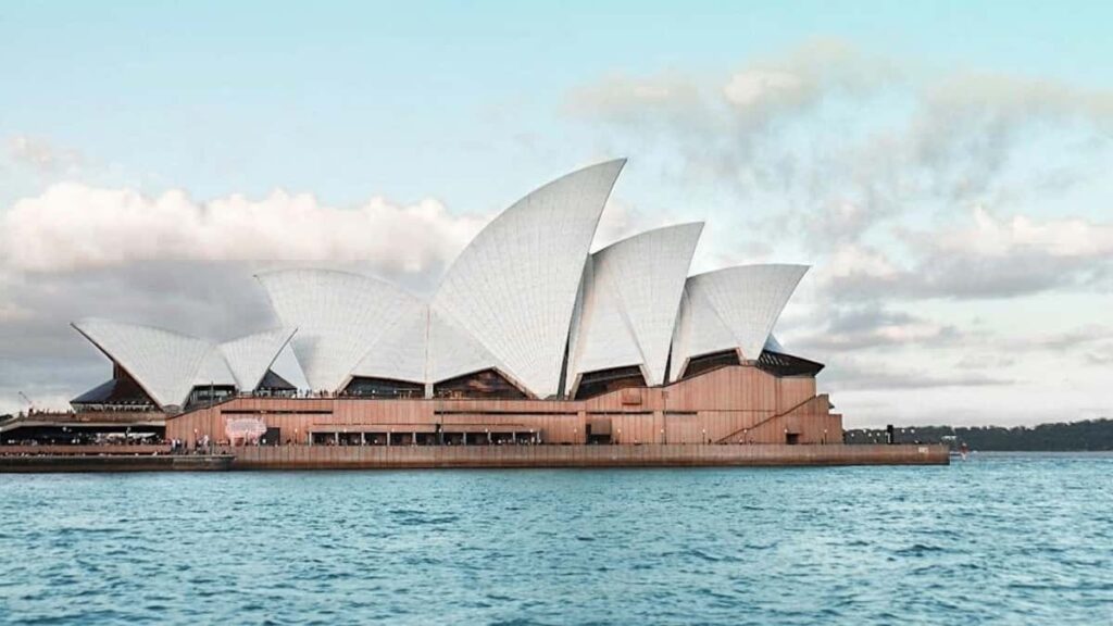 Prakticky navod pre slovenskych inzerentov, ako identifikovat a aktivovat tvorcov z Turecka na Lazada pre productled growth. Lokalne triky, priklady spoluprac a taktiky na vykon.