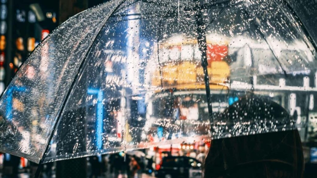 Prakticky navod pre slovenskych tvorcov: krok za krokom, kde najst UK znacky na eBay, ako ich oslovit a monetizovat kanaly v roku 2025.