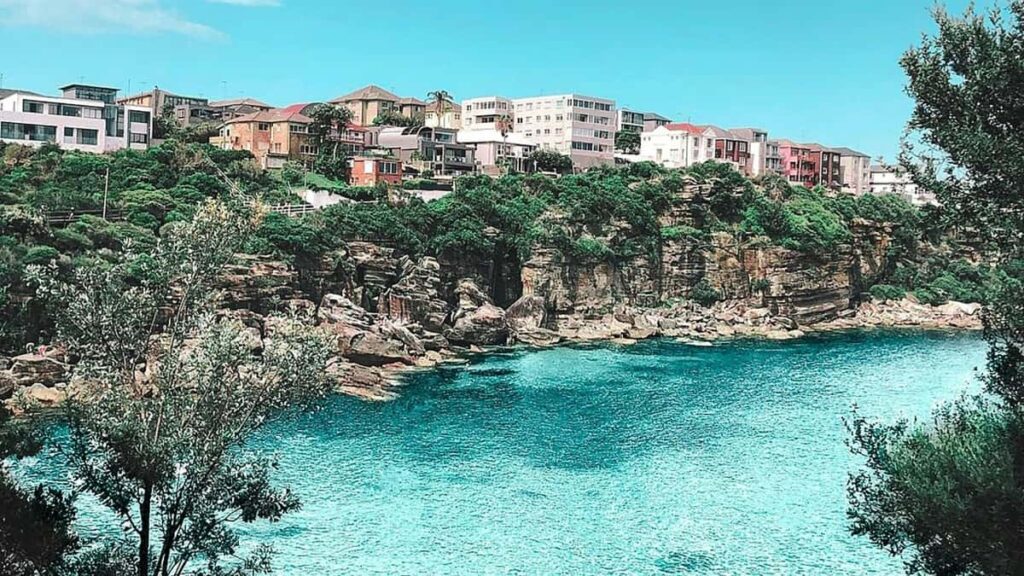 Prakticky navod pre slovenskych tvorcov: krok za krokom oslovite iraqske znacky na Reddit, ziskate recenzie vzdelavacich platforiem a znizite riziko faux-pas.