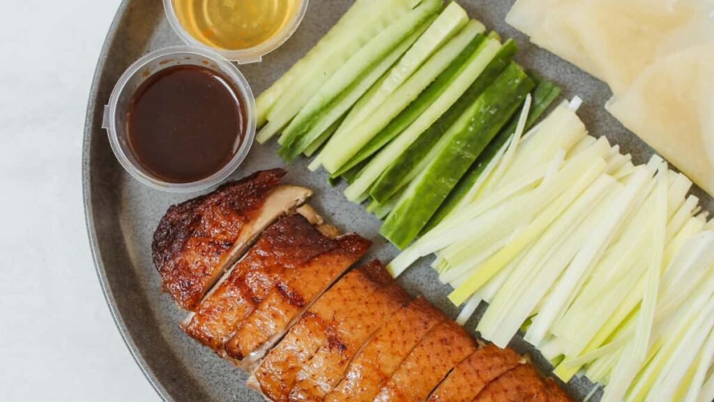 Prakticky navod pre slovenskych tvorcov: krok za krokom, ako oslovit mexicke znacky na Roposo a zapojit sa do hudobnych trendov a kolaboracii.