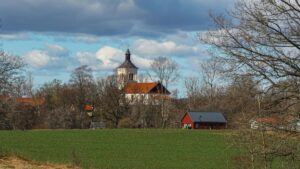 Prakticky navod pre slovenskych tvorcov: ako najst, kontaktovat a spolupracovat s myanmarskymi znackami na Disney Plus na tvorbu follow-up obsahu pre fanusikov.